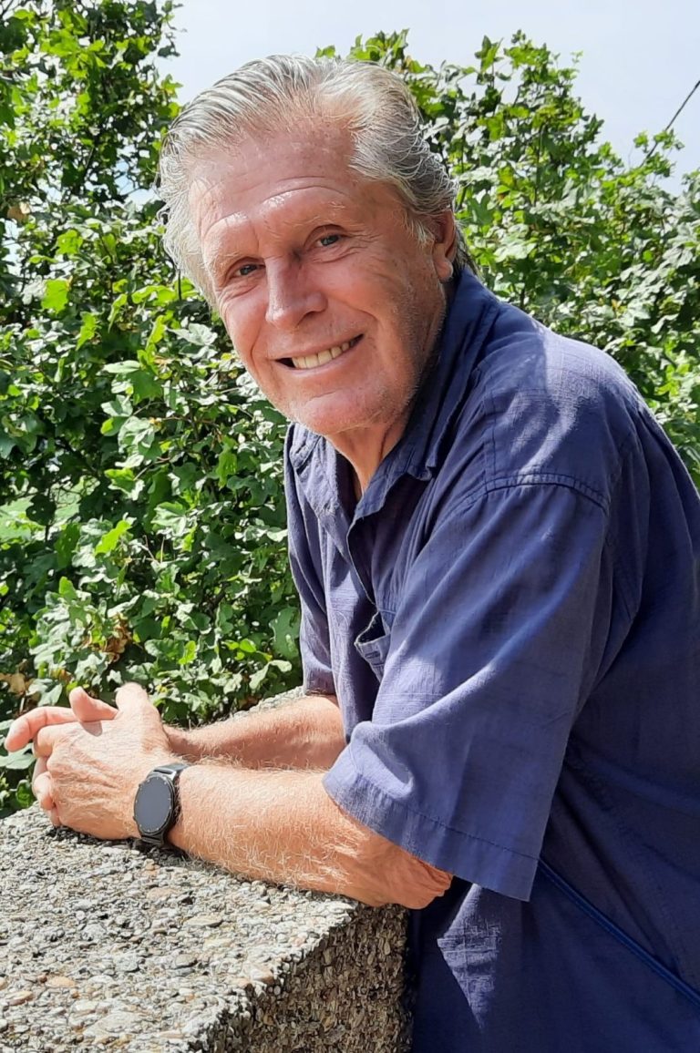 Katharina Blaschke, alias Helene aus SOKO Wismar kommt am 16. November in den Ostwind Boltenhagen Katharina Blaschke, alias Helene aus SOKO Wismar lacht freundlich in die Kamera